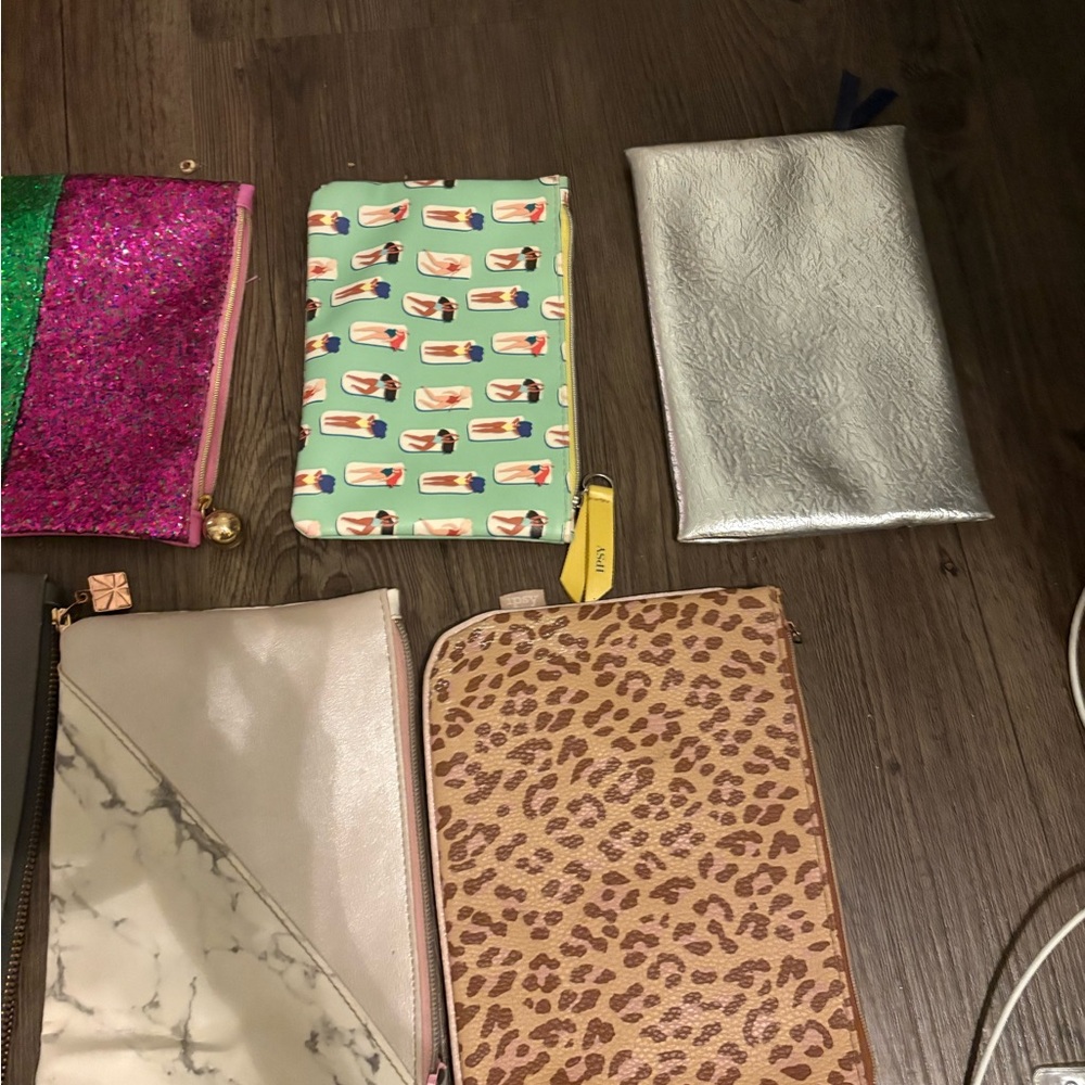 Colorful Cosmetic Pouch Set - Picture 3 of 3